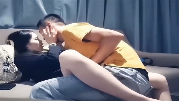 色诱网站-迅雷电影日韩电影在线