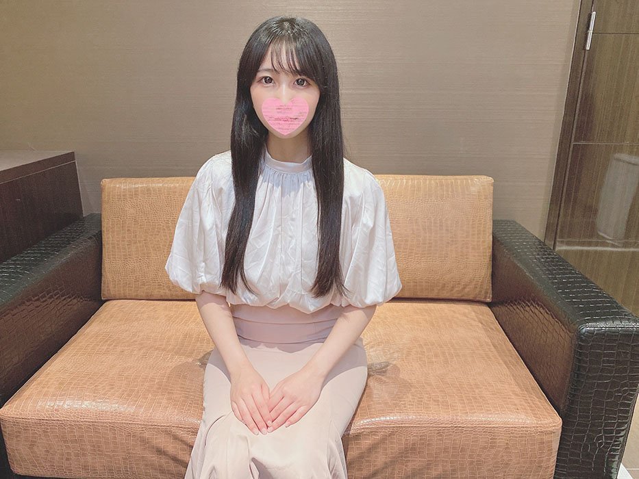 他扒开内裤把舌头进去添-续集日本电影免费